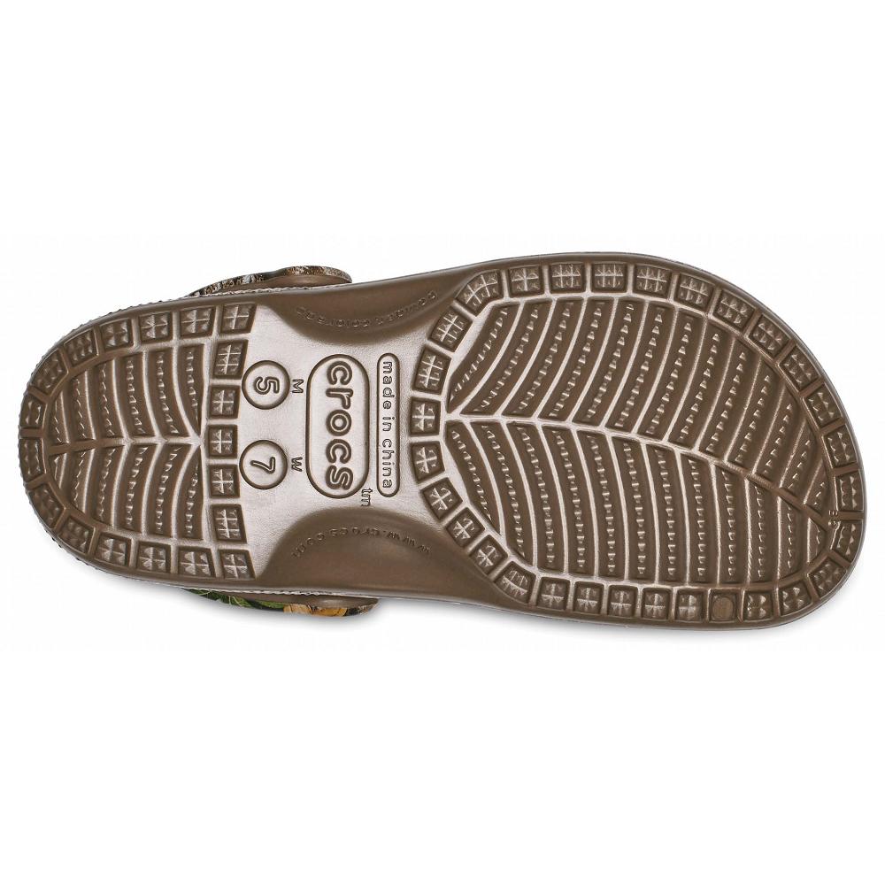 Brown Men's Crocs Classic Realtree Edge® Clog Shoes | NZ 0661AHKP